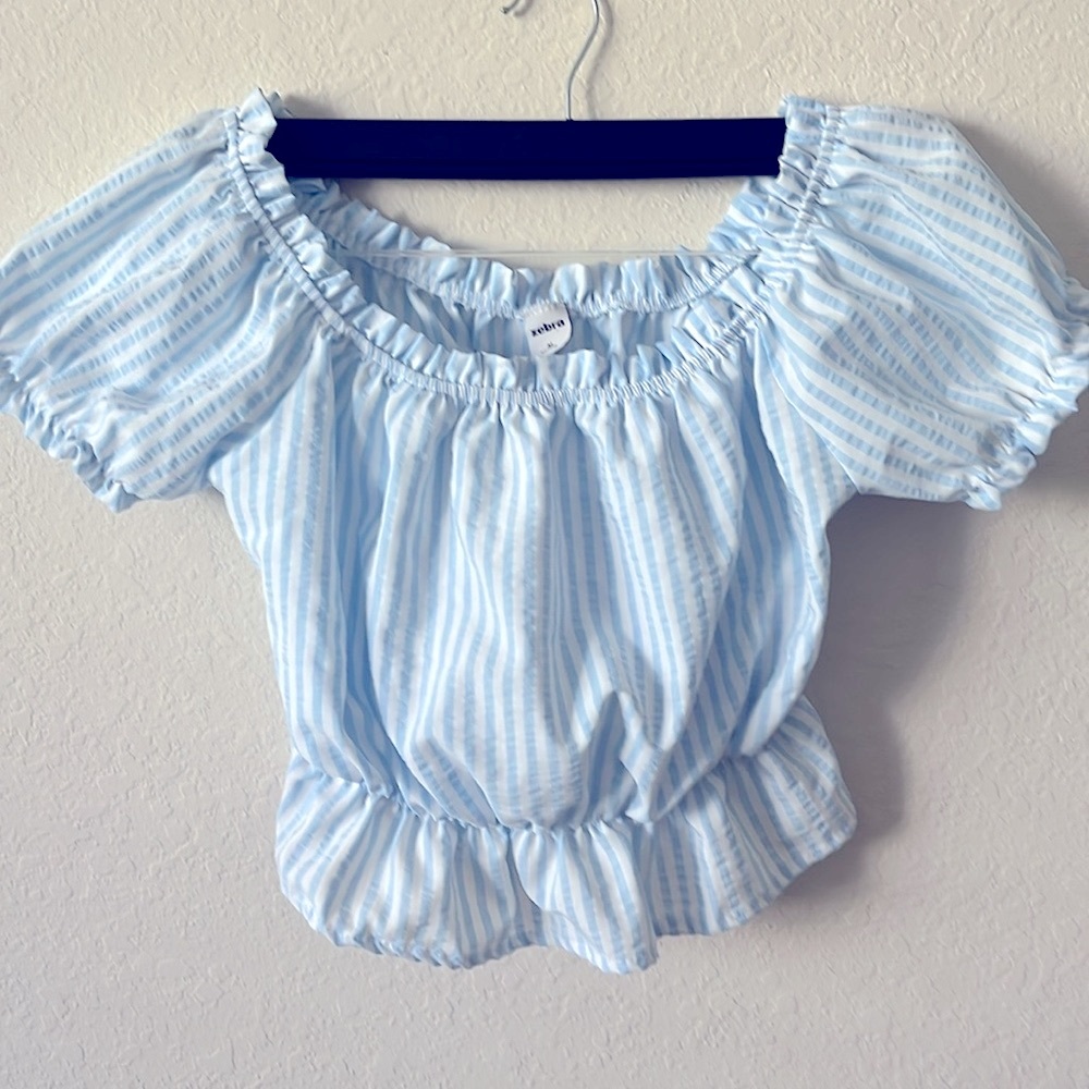 Zebra Women's Blue and White Crop-top of the shoulder size M